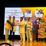 लेखक गांव बना संस्कृति का संगम, विरासत कला उत्सव में दिखी एकता की झलक