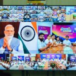 प्रधानमंत्री ने युवाओं से सीमांत क्षेत्रों की संस्कृति, प्रकृति और देशभक्ति के जज्बे को देश के कोने-कोने तक पहुंचाने का किया आह्वान